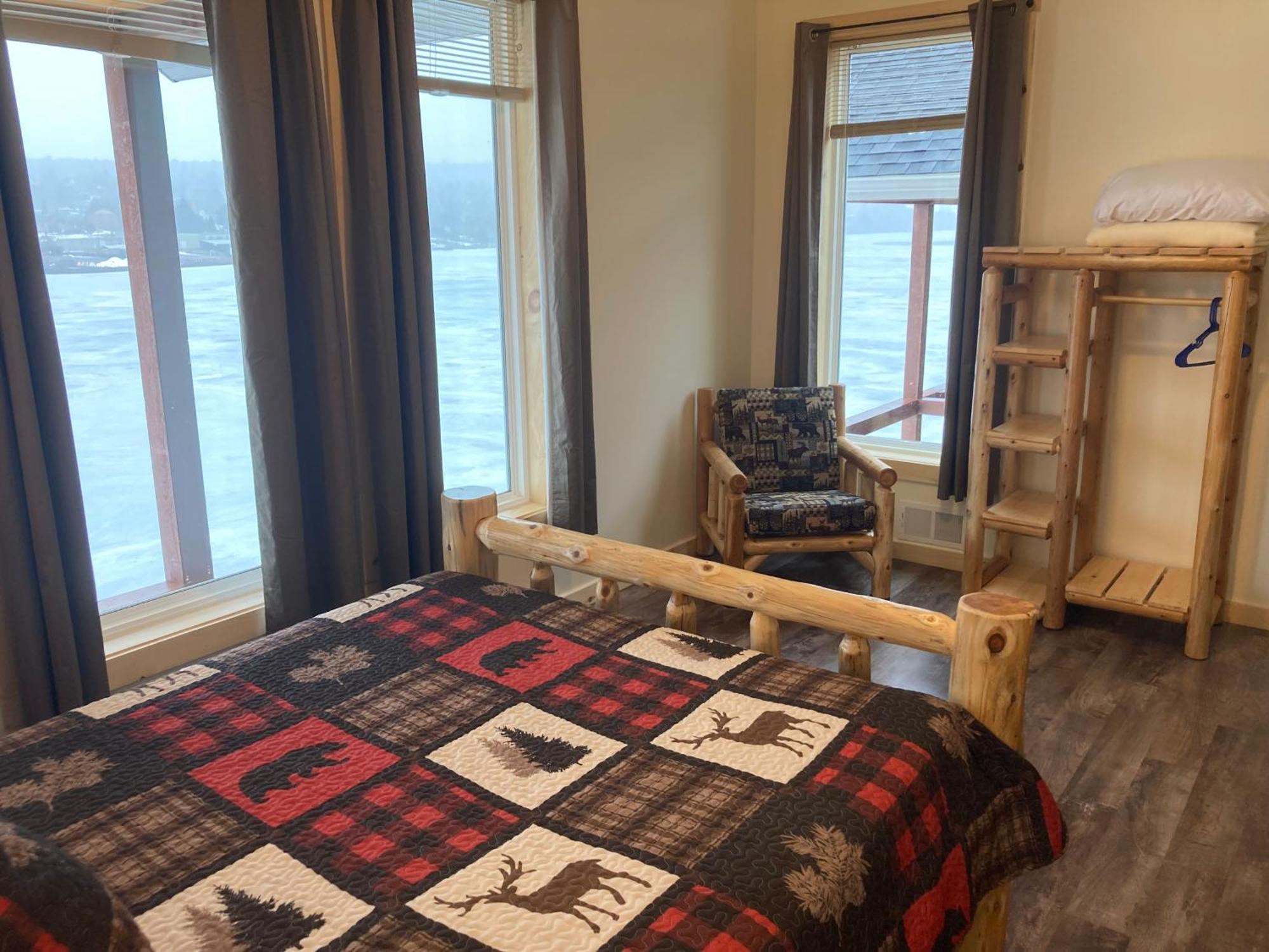 Keweenaw Waters Resort Houghton Eksteriør bilde