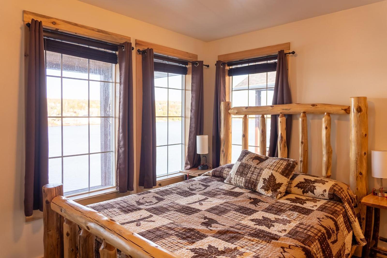 Keweenaw Waters Resort Houghton Eksteriør bilde